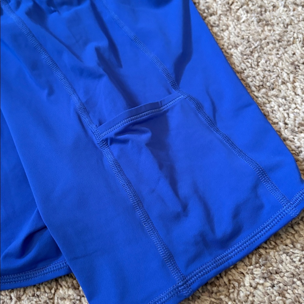 Lilly Pulitzer Luxletic Shorts - Picture 3 of 8